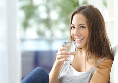 Want to look like 24 at the age of 40? Remember these 4 rules of drinking water